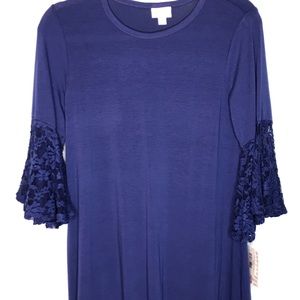 Maurine dress with lace sleeves and ruffles